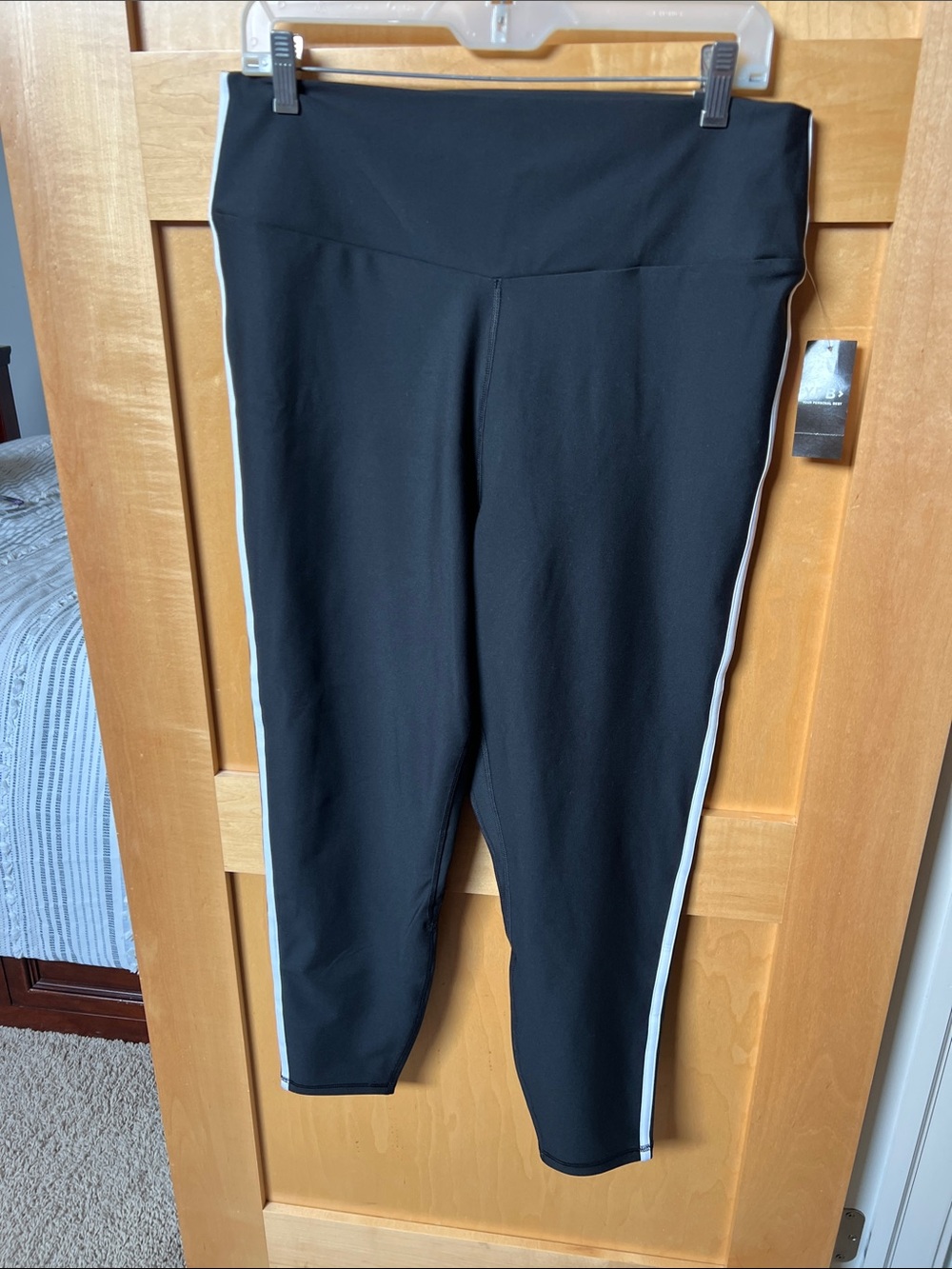 NWT Abercrombie Black Side-Stripe Athletic Leggings